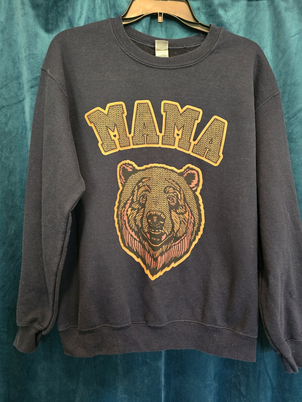 Navy Mama Bear Graphic Gildan Heavy Blend Crewneck Sweatshirt M